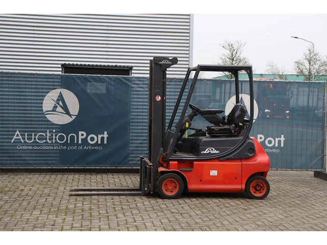 Heftruck linde e16p elektrisch 1450kg 4.77m - afbeelding 1 van  1