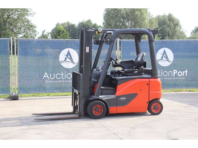 Heftruck linde e18ph-02 elektrisch 1800kg 4.2m 2018 - afbeelding 1 van  1