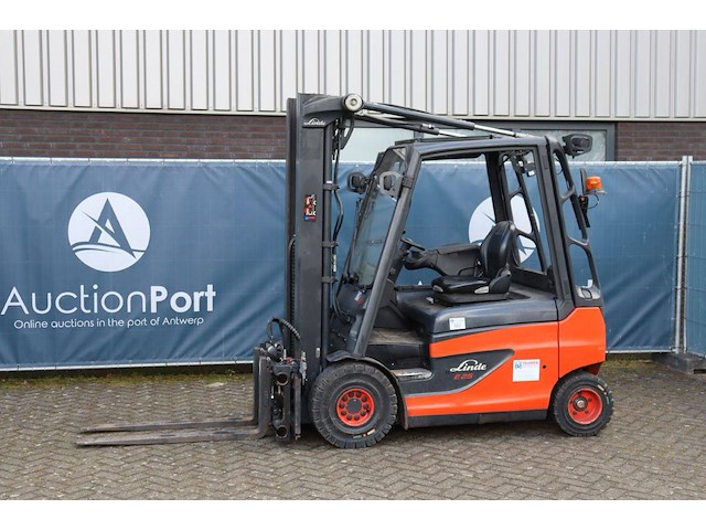 Heftruck linde e25-01 elektrisch 2500kg 2021 - afbeelding 1 van  1