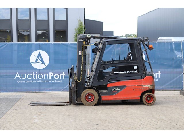 Heftruck linde e25 elektrisch 2500kg 4.2m 2016 - afbeelding 1 van  1