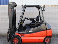 Heftruck linde e30-02 elektrisch 3000kg 2003 - afbeelding 1 van  1