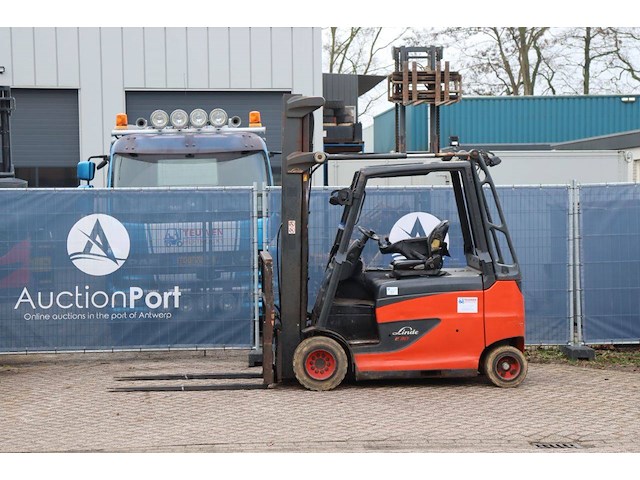 Heftruck linde e30hl-01/600 elektrisch 3000kg 8m 2016 - afbeelding 1 van  1
