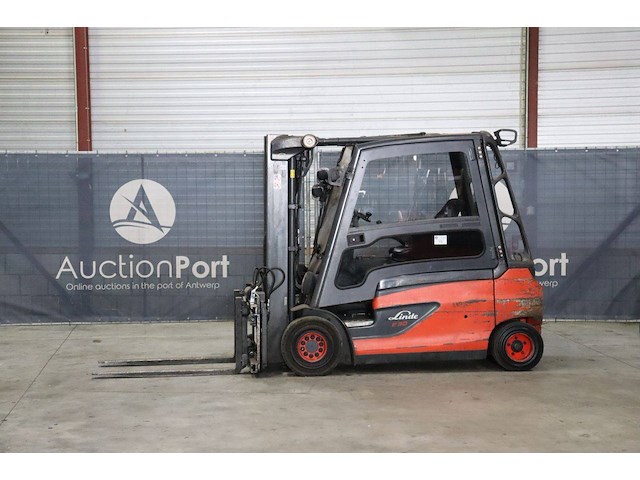 Heftruck linde e30l-01 elektrisch 3000kg 4.5m 2017 - afbeelding 1 van  1