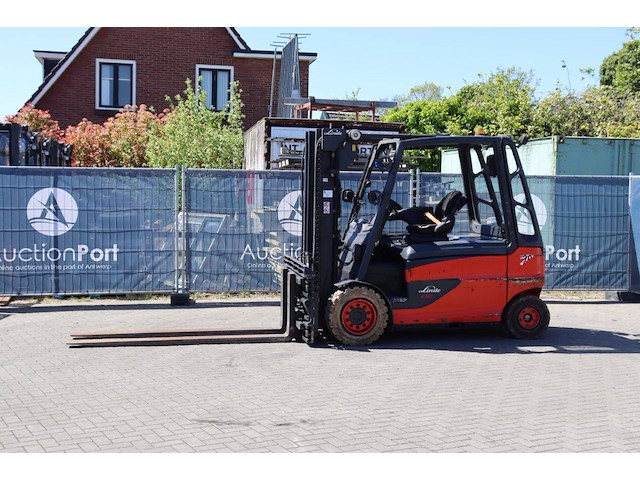 Heftruck linde e50hl-01 elektrisch 5000kg 2018 - afbeelding 1 van  1