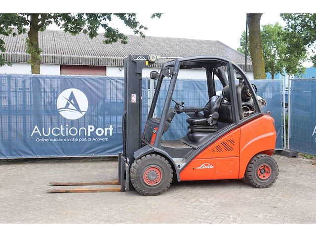 Heftruck linde h25t-01 lpg 2500kg 2010 - afbeelding 1 van  1