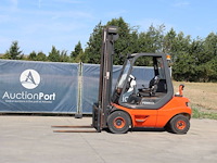 Heftruck linde h30d-03 diesel 3000kg 4.5m 2001 - afbeelding 1 van  1