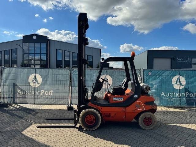 Heftruck linde h30t lpg 3000kg 8.1m 1994 - afbeelding 1 van  1