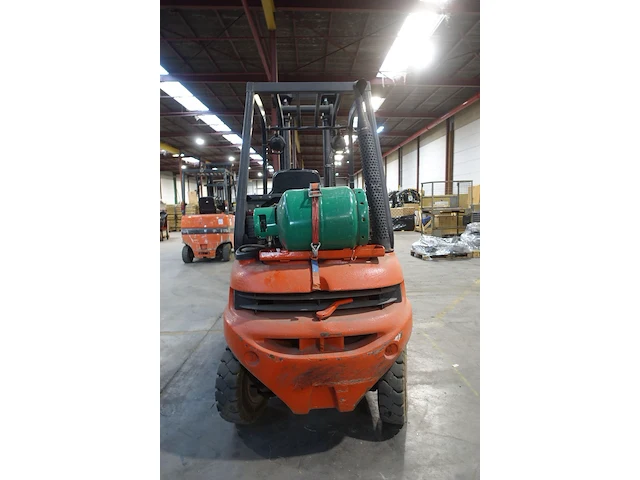 Heftruck linde - afbeelding 4 van  9