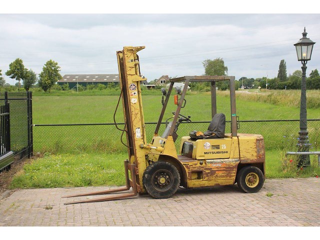 Heftruck mitsubishi fd25t diesel 2500kg 3m 1991 - afbeelding 1 van  1