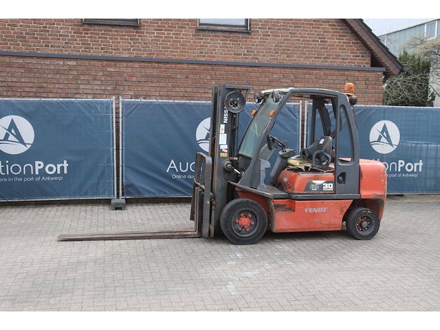Heftruck nissan fgd02a30q diesel 3000kg 4.3m 2000 - afbeelding 1 van  1