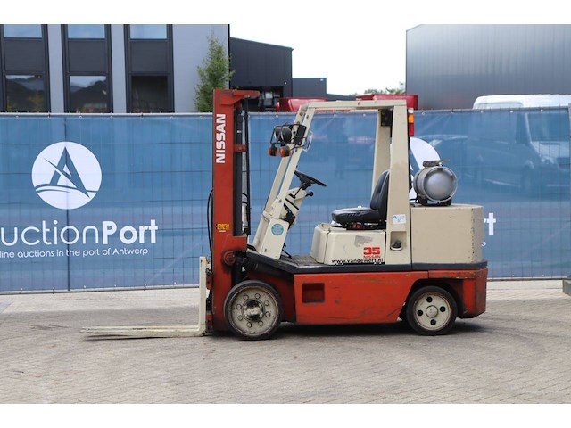 Heftruck nissan kcugh02f350 lpg 2250kg 3.1m 1995 - afbeelding 1 van  1