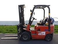 Heftruck nissan - afbeelding 1 van  15