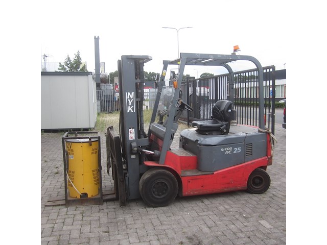 Heftruck nyk-nichiyu fpc25pn elektrisch 2500mg 4.7m 2007 - afbeelding 1 van  1