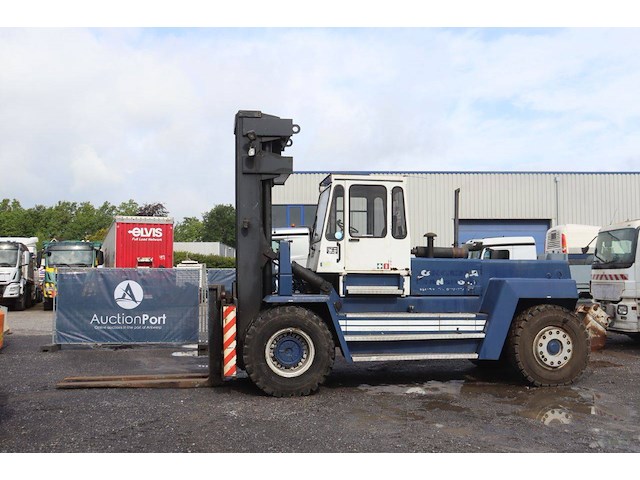 Heftruck svetruck 20 120 42 diesel 20000kg 1990 - afbeelding 1 van  1