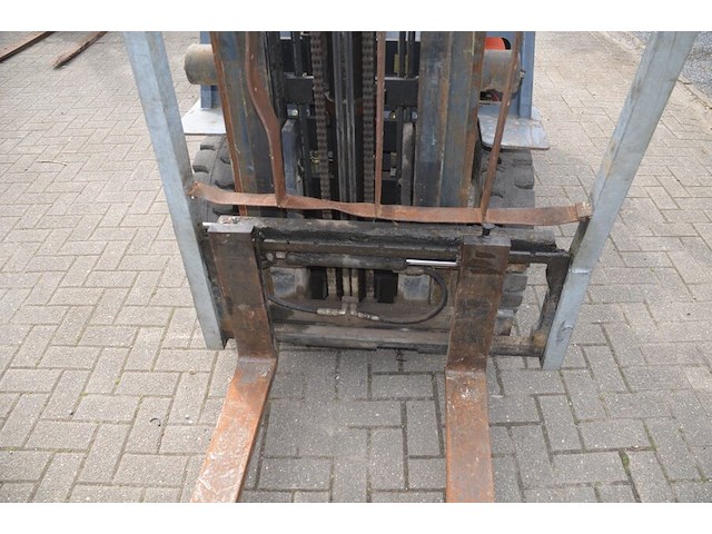 Heftruck tailift op gas met sideshift model fg 25, bouwjaar 2001 - afbeelding 11 van  17
