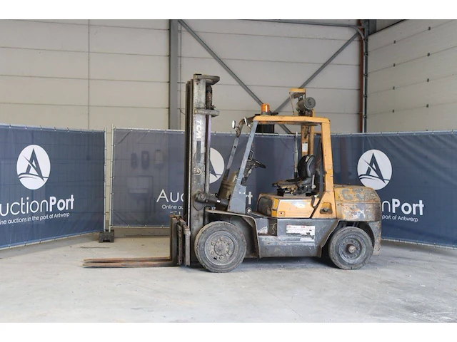Heftruck tcm fhd36z9 diesel 3.600kg 4m 2001 - afbeelding 1 van  1