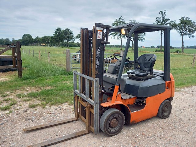 Heftruck toyota 02-7fd14 diesel 1400kg 3.0m - afbeelding 1 van  1