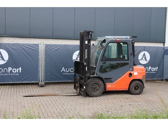 Heftruck toyota 02-8fdf30 diesel 3000kg 3.7m 2020 - afbeelding 1 van  1