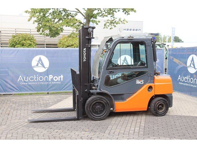 Heftruck toyota 02-8fdf30 diesel 3000kg 3.7m 2020 - afbeelding 1 van  1