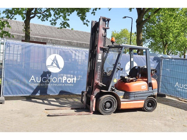 Heftruck toyota 25 lpg 2500kg 4.5m - afbeelding 1 van  1