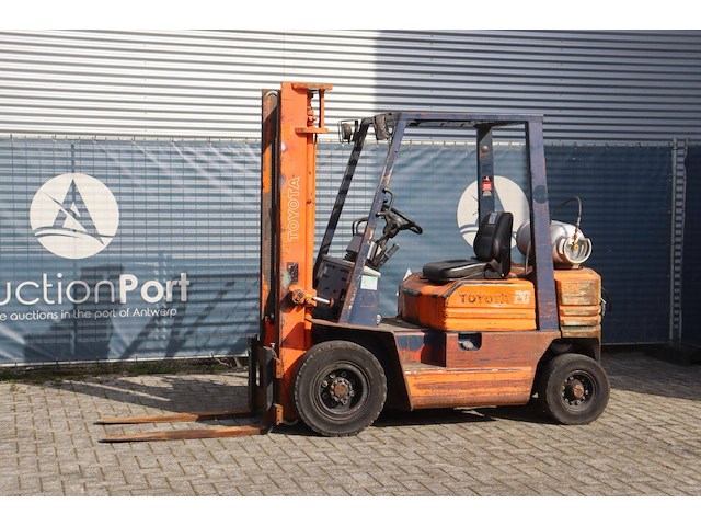 Heftruck toyota 42 5f gf 20 lpg 2500kg 3.0m 1989 - afbeelding 1 van  1