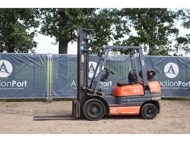 Heftruck toyota 42-6fgf25 lpg 2500kg 4.0m 1998 - afbeelding 1 van  1