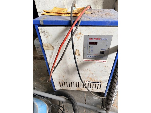 Heftruck toyota 5 fbe 18-1205, lege batterij, batterij lader defect. - afbeelding 4 van  13
