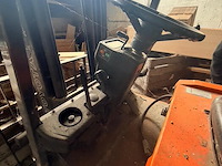 Heftruck toyota 5 fbe 18-1205, lege batterij, batterij lader defect. - afbeelding 11 van  13
