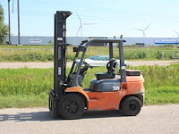Heftruck toyota 62-7fdf30 diesel 3000kg 6.0m 2006 - afbeelding 1 van  1