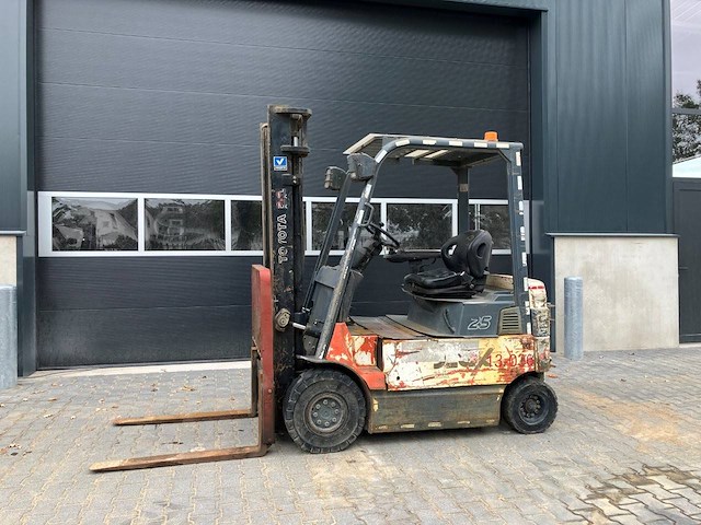 Heftruck toyota 7fbmf25 elektrisch 2500kg 3.7m 2005 - afbeelding 1 van  1