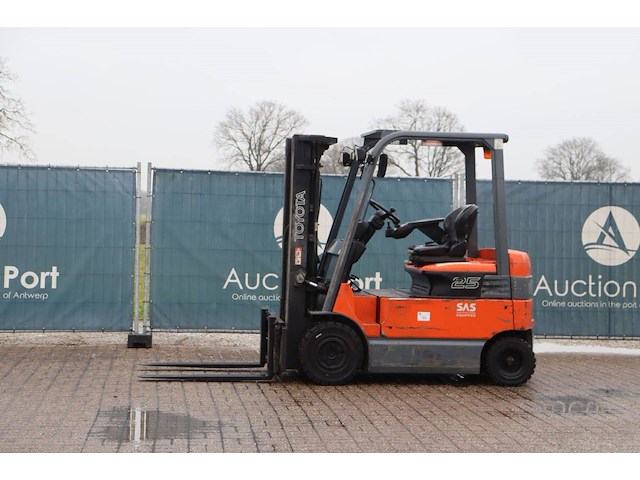 Heftruck toyota 7fbmf25 elektrisch 2500kg 4.3m 2010 - afbeelding 1 van  1