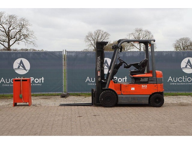 Heftruck toyota 7fbmf25 elektrisch 2500kg 4.3m 2010 - afbeelding 1 van  1