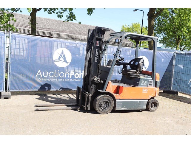 Heftruck toyota 7fbmf25 elektrisch 2500kg 5m 2005 - afbeelding 1 van  1