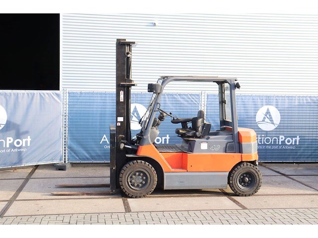 Heftruck toyota 7fbmf40 elektrisch 4000kg 4.5m 2005 - afbeelding 1 van  1