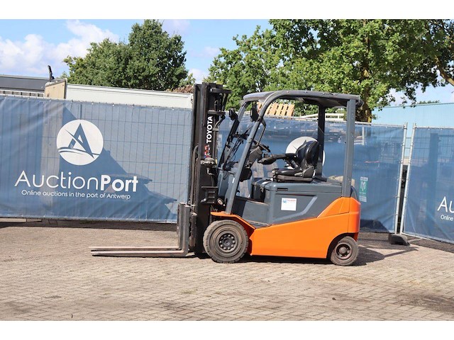 Heftruck toyota 8fbmkt25 elektrisch 2500kg 4.7m 2016 - afbeelding 1 van  1
