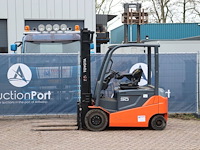 Heftruck toyota 8fbmkt30 elektrisch 3000kg 3.7m 2013 - afbeelding 1 van  1