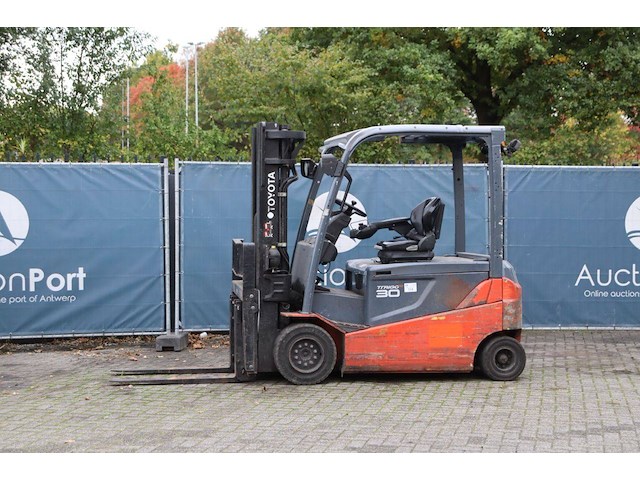 Heftruck toyota 8fbmt30 elektrisch 3000kg 4.7m 2014 - afbeelding 1 van  1