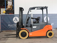 Heftruck toyota 8fbmt40 elektrisch 4000kg 2017 - afbeelding 1 van  1