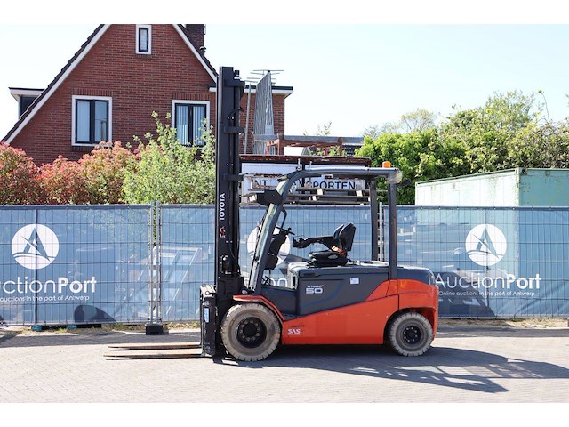Heftruck toyota 8fbmt50 elektrisch 5000kg 5.5m 2018 - afbeelding 1 van  1