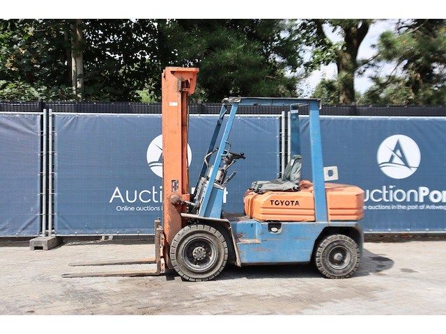 Heftruck toyota diesel 2500kg 6.0m - afbeelding 1 van  1