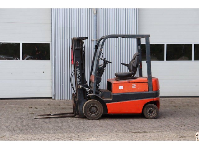Heftruck toyota fbmf25 elektrisch 1900kg 4.7m 1998 - afbeelding 1 van  1