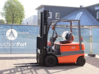 Heftruck toyota fbmf25 elektrisch 2220kg 4.0m - afbeelding 1 van  1