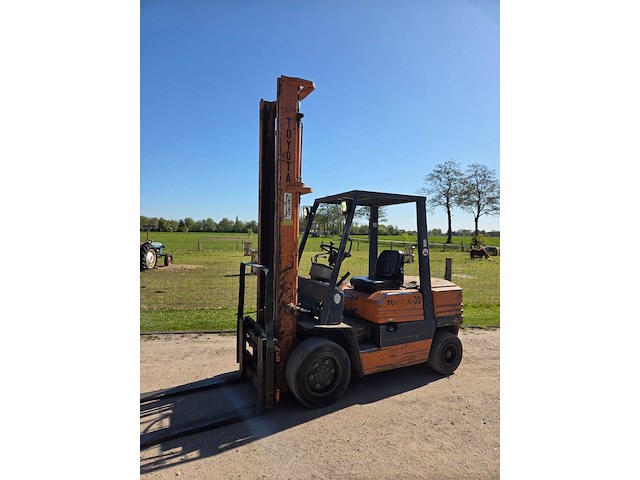 Heftruck toyota fd30 diesel 3000kg 1990 - afbeelding 1 van  1