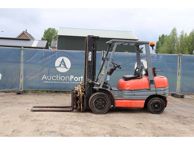 Heftruck toyota lpg 3000kg 5m - afbeelding 1 van  1