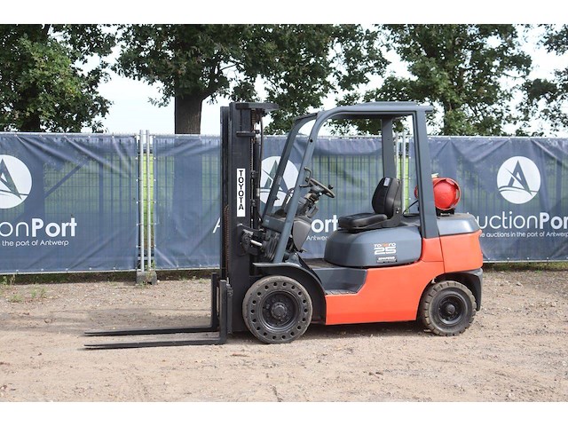Heftruck toyota lpg 42-7fgf25 2500kg 4.7m 2003 - afbeelding 1 van  1