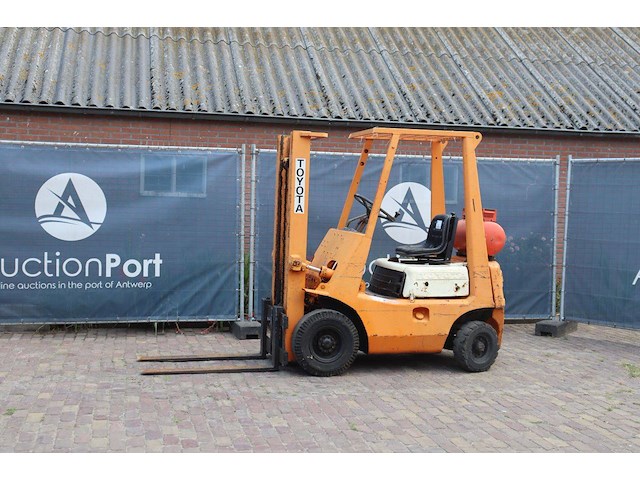 Heftruck toyota lpg (marge) - afbeelding 1 van  1