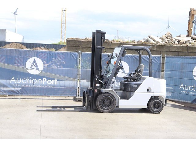 Heftruck unicarriers fhd20t5 diesel 1550kg 4.0m 2017 met rotator - afbeelding 1 van  1