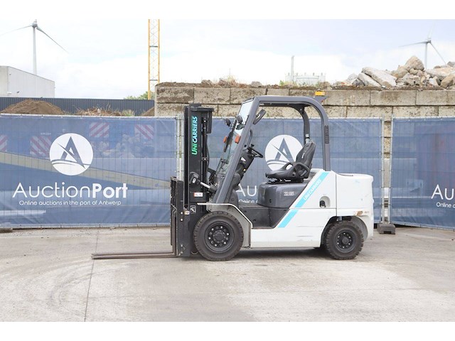 Heftruck unicarriers fhd25t5/ydn-f185 diesel 2400kg 3.0m 2016 - afbeelding 1 van  1