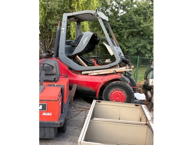 Heftruck voor onderdelen linde - afbeelding 1 van  3