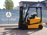 Heftruck yale erp25vl elektrisch 2460kg 3.4m 2017